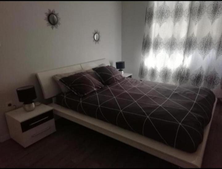 圣艾蒂安T1 Bis Calme Proche Centre Ville公寓 外观 照片